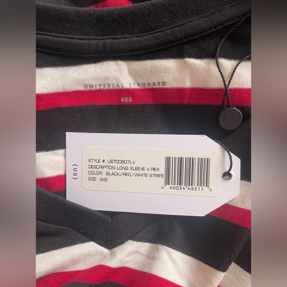 New Universal Standard Black Red White Striped V Neck Long Sleeve Tee Rex 4XS - Picture 5 of 10